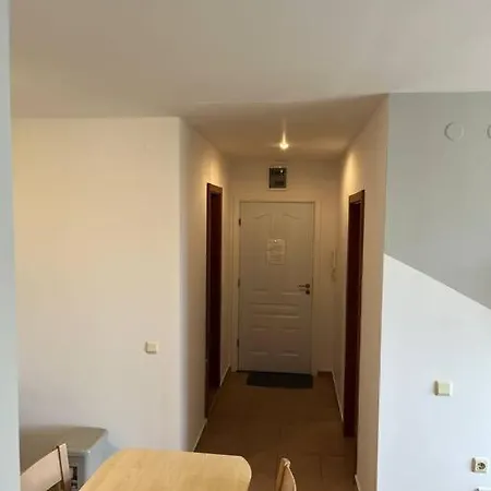 Modern 1 Bed Apt, Nesebar Apartment Sunny Beach